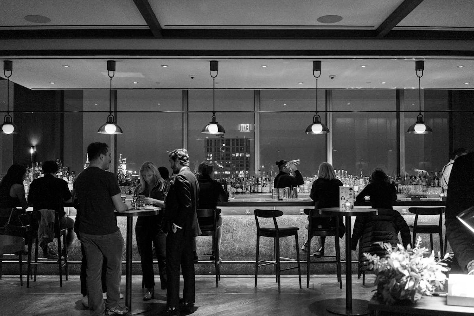 Manhatta bar and lounge